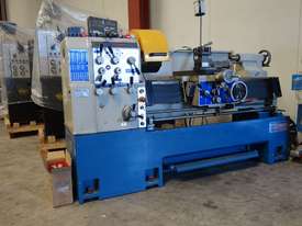 80mm Bore Centre Lathe, 1000mm Between Centres - picture0' - Click to enlarge