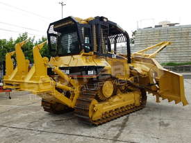 D5N XL Bulldozer with Stick Rake & Tree Spear DOZCATM - picture0' - Click to enlarge
