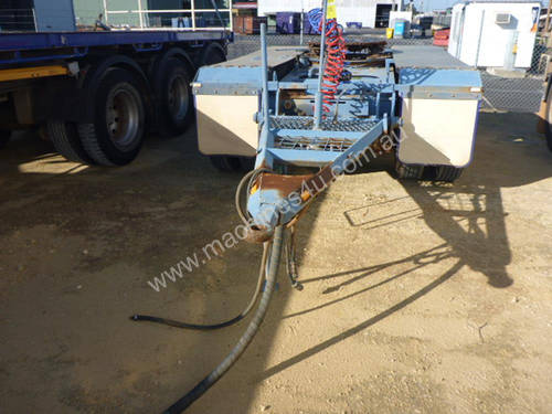 2004 SFM Triaxle Converter Dolly - In Auction