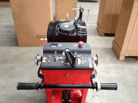 HCC16 Concrete Cutter - picture2' - Click to enlarge