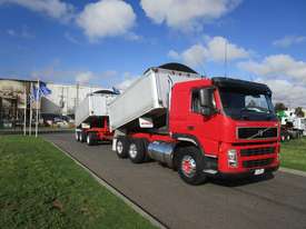Volvo FM420 Tipper Truck - picture0' - Click to enlarge