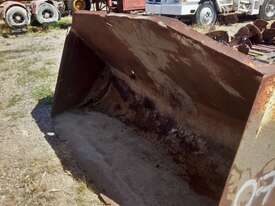 Custom 2450mm batter bucket ex IHC Hough loader Bucket-GP Attachments - picture0' - Click to enlarge