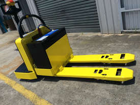 PALLET MOVER  ELECTRIC RIDE ON - picture2' - Click to enlarge