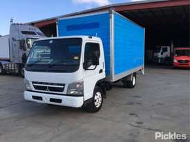 2010 Mitsubishi Canter 7/800 - picture2' - Click to enlarge