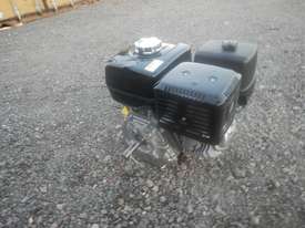 Honda GX340 10.7HP 4 Stroke Air Cooled Petrol Engine - 1123170 - picture2' - Click to enlarge