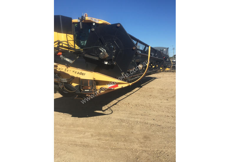 caption Honey Bee 40' Header Front Harvester/Header