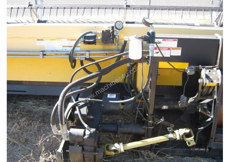 caption Honey Bee 40' Header Front Harvester/Header