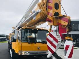 2008 KATO NK550VR MOBILE HYDRAULIC TRUCK CRANE - picture2' - Click to enlarge
