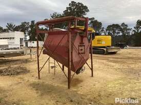 1 Tonne Grain Bagging Unit f/w Built In Scales - picture2' - Click to enlarge