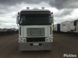 2003 Freightliner Argosy 110 - picture1' - Click to enlarge