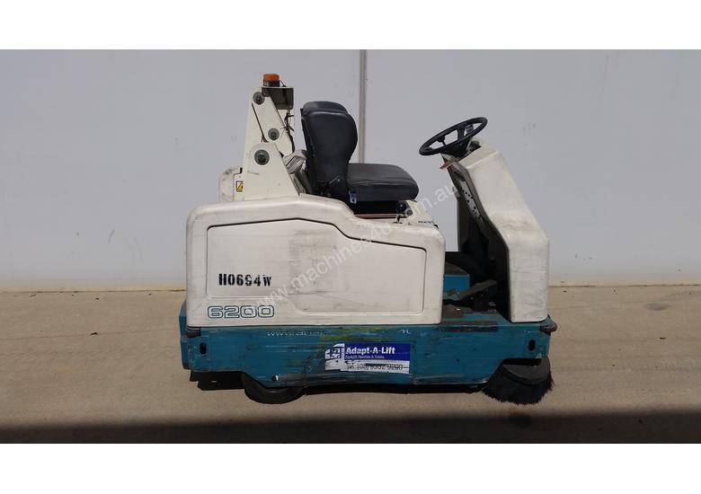 caption Battery Electric Sweeper