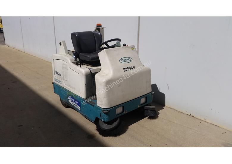 caption Battery Electric Sweeper