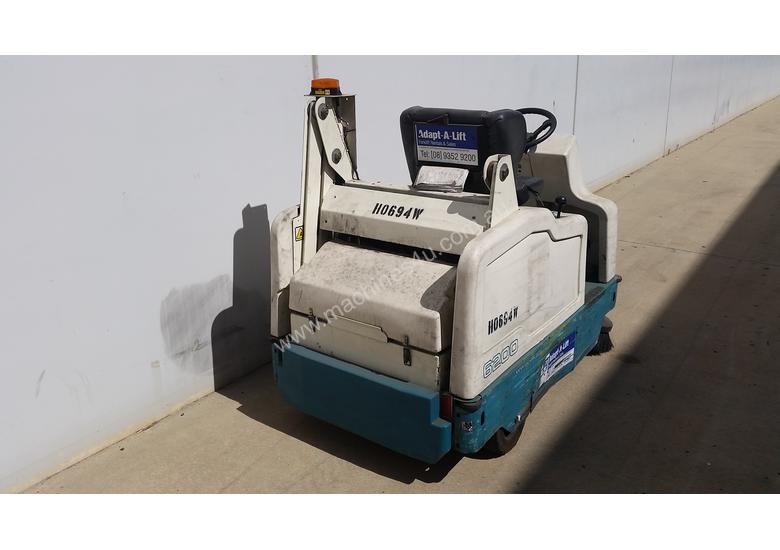caption Battery Electric Sweeper