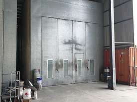Dry Filter Bake Truck Spray Booth - picture0' - Click to enlarge
