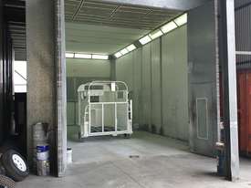 Dry Filter Bake Truck Spray Booth - picture1' - Click to enlarge