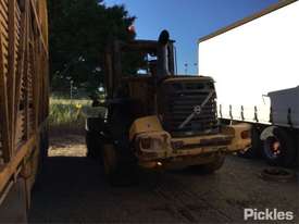 2011 Volvo L70F - picture2' - Click to enlarge