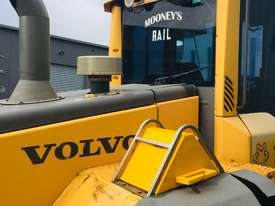 Loader and attachment for sale  - picture2' - Click to enlarge