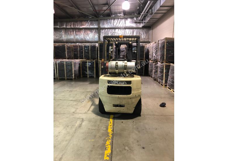 caption CROWN CGC25L FOR URGENT SALE