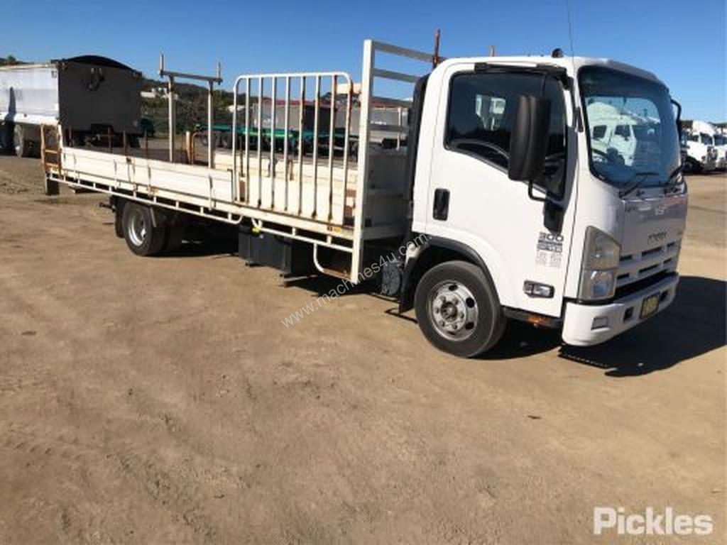 Used Isuzu Npr 300 Med Tipper Trucks In Listed On Machines4u