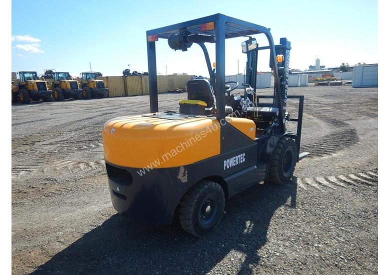 caption 2019 Powertec 35