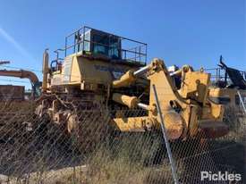 2002 Komatsu D475A-3 - picture2' - Click to enlarge