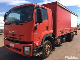 2008 Isuzu FTR - picture2' - Click to enlarge