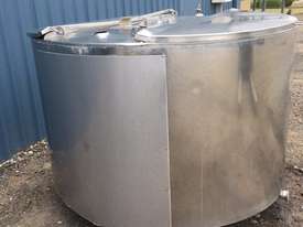 1,600ltr Insulated Stainless Steel Tank, Milk Vat - picture2' - Click to enlarge
