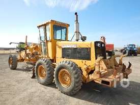 JOHN DEERE 670A Motor Grader - picture2' - Click to enlarge