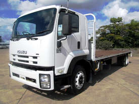 Isuzu FTR900 Tray Truck - picture2' - Click to enlarge