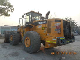 Hyundai HL780-7A loader with air con cabin, scales, 5.5 cu mt bucket 3300 hours - picture2' - Click to enlarge