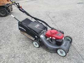 Honda Mower - picture0' - Click to enlarge