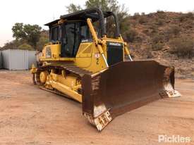 2015 Komatsu D65EX-16 - picture0' - Click to enlarge