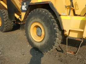 Komatsu HM400-2 6 x 6 Articulated Dumptruck - picture2' - Click to enlarge