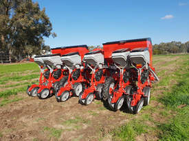FARMTECH 6 ROW PNEUMATIC PRECISION PLANTER-SEED ONLY - picture0' - Click to enlarge
