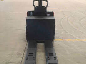 Crown PE 4500 Series  Pallet Jack Jack/Lifting - picture1' - Click to enlarge