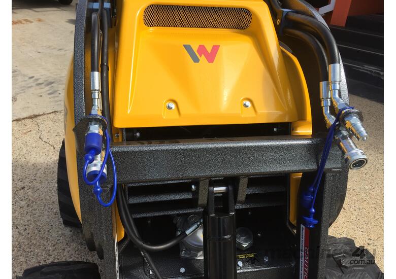 caption Wacker Neuson Mini Loader by Dingo