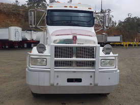 Kenworth T359 Tilt tray Truck - picture0' - Click to enlarge