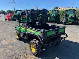 John Deere XUV 855D Gator Utility Vehicle - picture2' - Click to enlarge