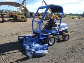 Iseki SF370 Mower - picture0' - Click to enlarge