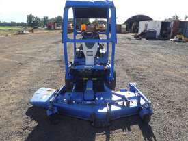 Iseki SF370 Mower - picture1' - Click to enlarge