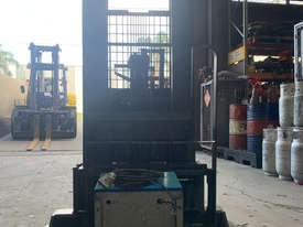 3.8m Reach Walkie Stacker For Sale! - picture2' - Click to enlarge
