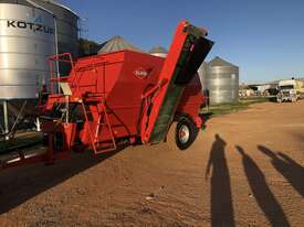 2019 KUHN EUROMIX II 1860 FLEXIDRIVE HORIZONTAL FEED MIXER (18.0M3) - picture0' - Click to enlarge