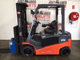 TOYOTA 8FBN25 14593 BATTERY ELECTRIC FORKLIFT 4700 MM CONTAINER MAST - picture0' - Click to enlarge