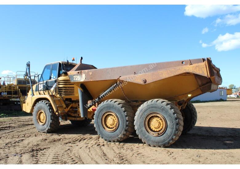 Used 2012 Caterpillar 725 Articulated Dump Truck in , - Listed on ...