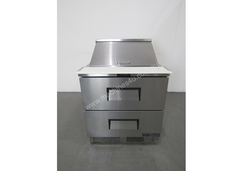 caption True TRP-32-12M-D-2-HC Pizza Prep Bench