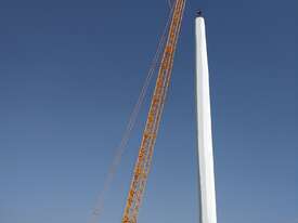 Liebherr LR1600-2 600MT - picture1' - Click to enlarge