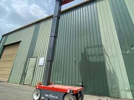 Skyjack SJ16 Man Lift. Only 70hrs! In Excellent conditon - picture0' - Click to enlarge