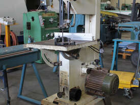 WMS Woodworking Vertical Bandsaw - picture0' - Click to enlarge