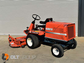 Kubota F2400 Out Front Mower 72 Inch Deck 4WD 24hp Diesel Engine 1362hrs - picture0' - Click to enlarge