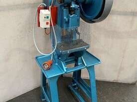 John Heine 200A Ser 2 Incline Press 3 ton - picture0' - Click to enlarge